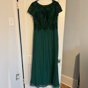JJ’s House Floor-Length Lace Chiffon Evening Dress